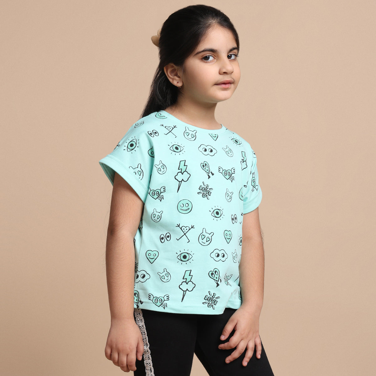 YB-16 PREMIUM KIDS GIRLS FANCY A.O.P CROP TOP