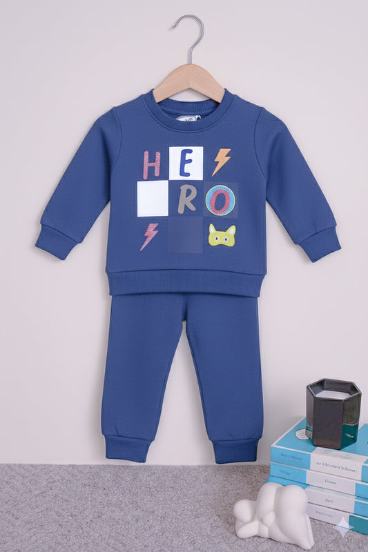 D521-Hero